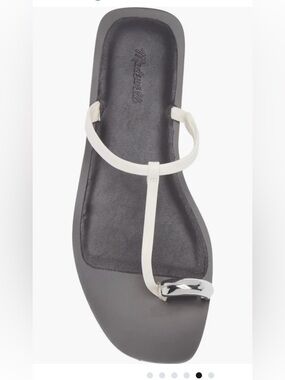 Madewell Leather Toe Loop Sandal NEW Ivory with Silver Hardware on Black footbed